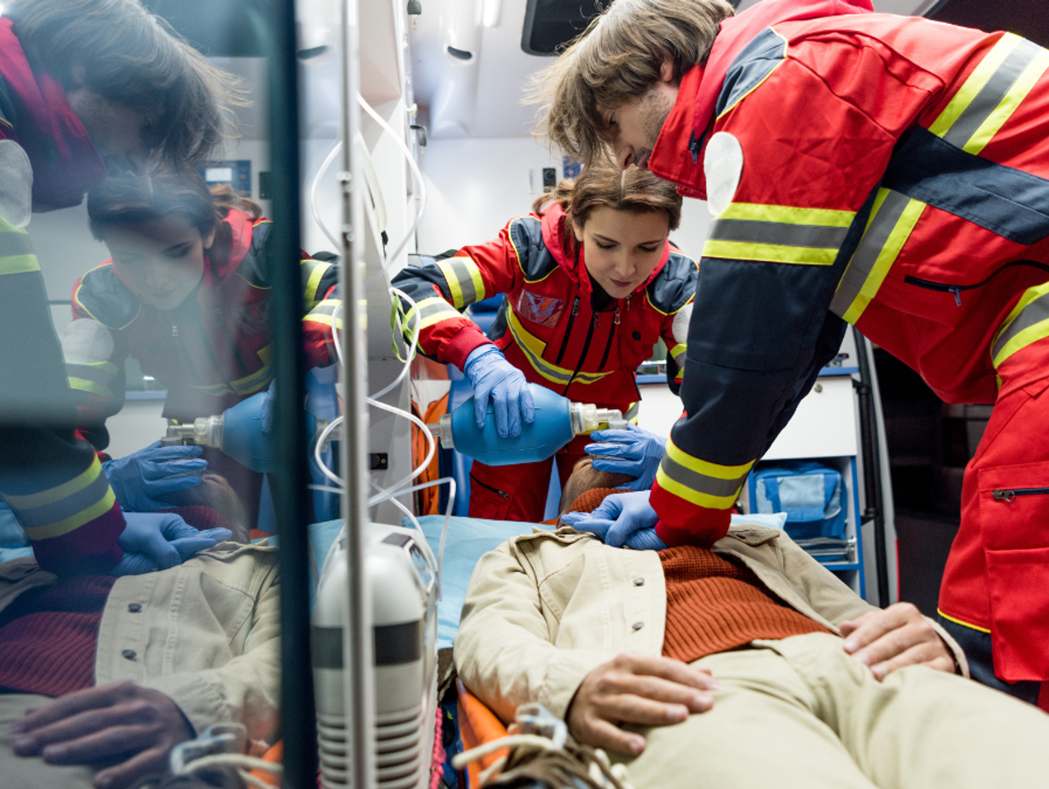 Ratownicy medyczni do kontroli