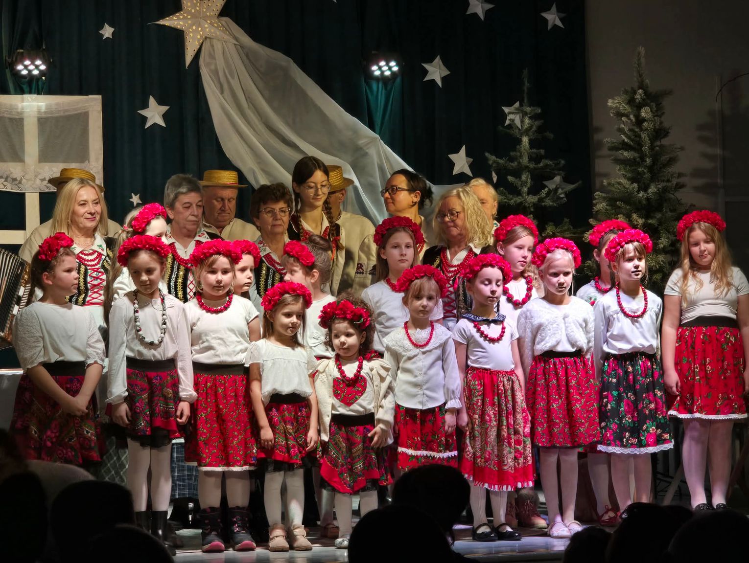 Rossosz. Mieszkańcy zasiedli do wigilii [ZDJĘCIA, FILM]