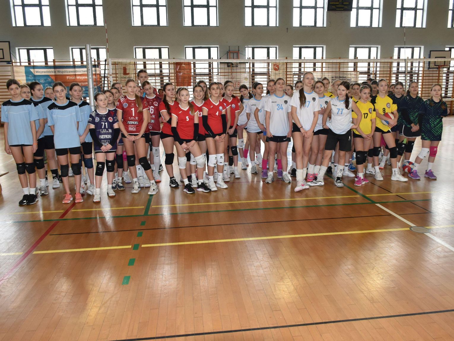 Siatkarki ze Szkoły Podstawowej nr 9 w Białej Podlaskiej mistrzyniami województwa