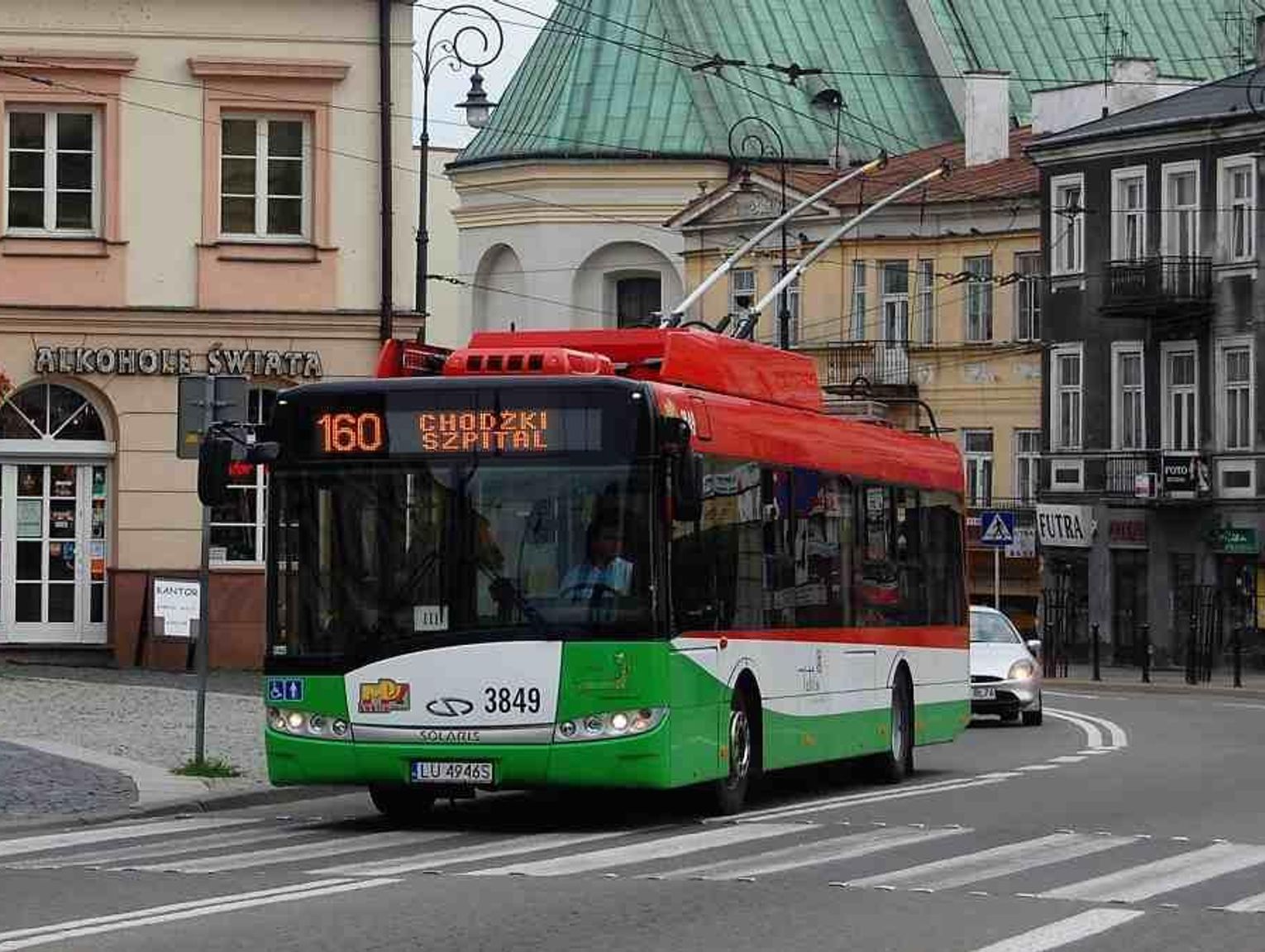 Skandal. Kierowca komunikacji miejskiej załatwił się w pojeździe
