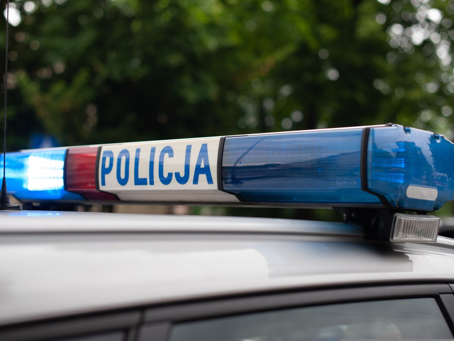Śmiertelny wypadek quada w Starej Bordziłówce. Droga 1018L zablokowana, policja kieruje na objazdy