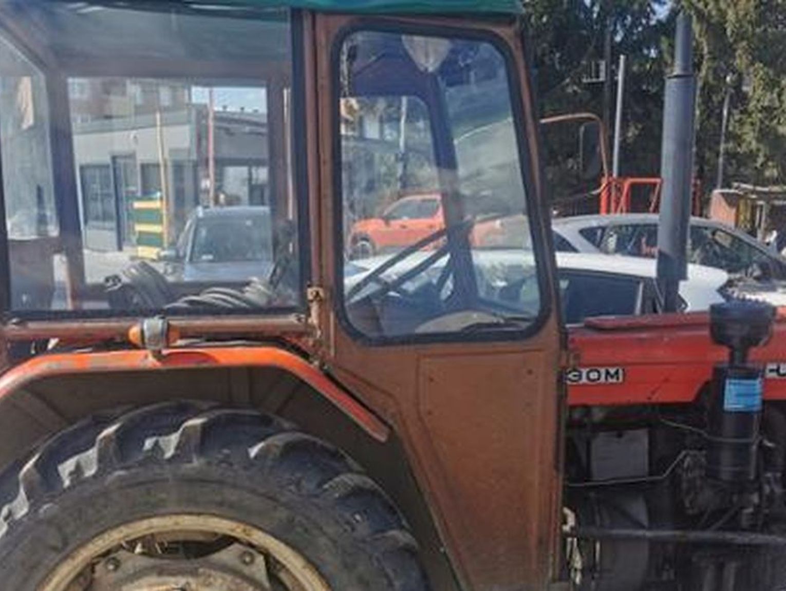 Stary Ursus hitem komorniczej licytacji. Ludzie się o niego bili