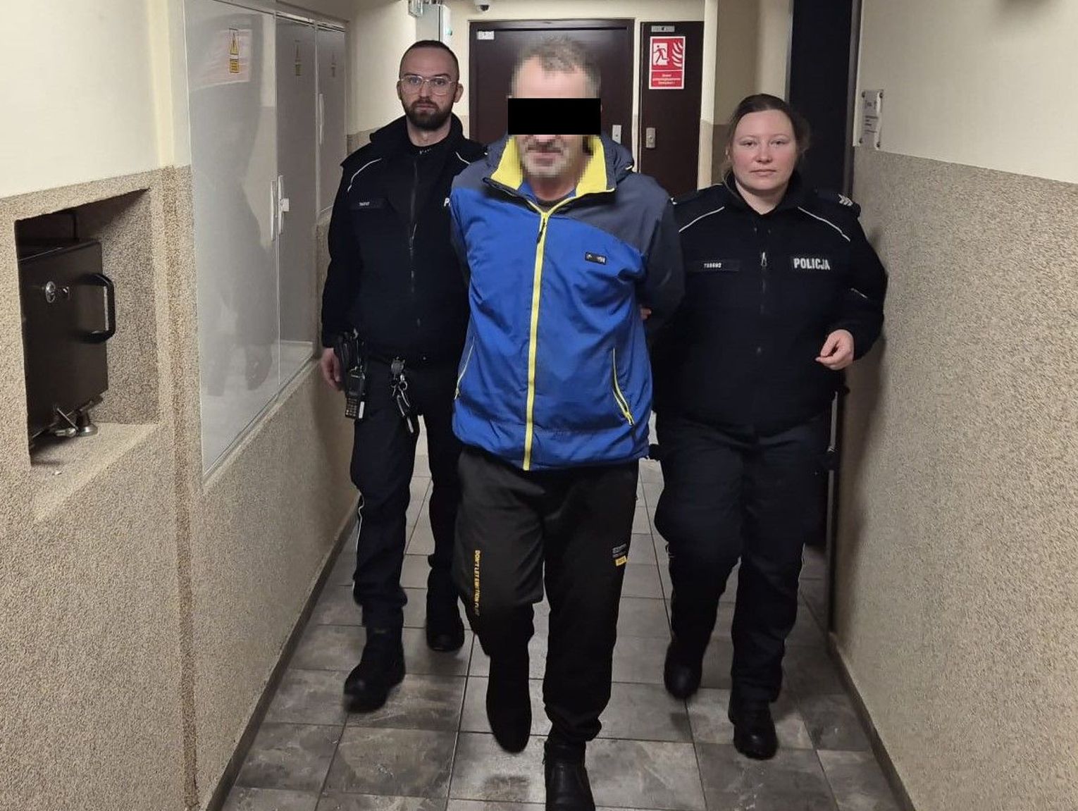 Stoczek Łukowski. Strzelał do żony i córki z wiatrówki