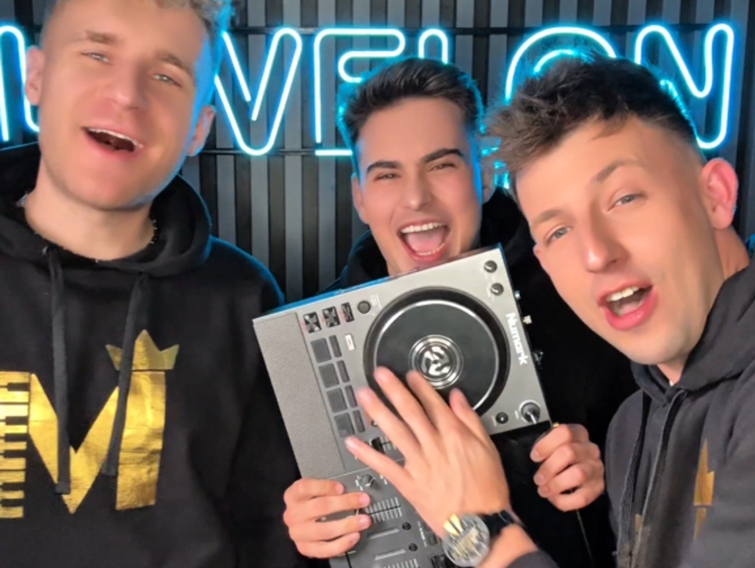 Święto plonów w Huszlewie. Zespół Menelaos zaprasza! [WIDEO]