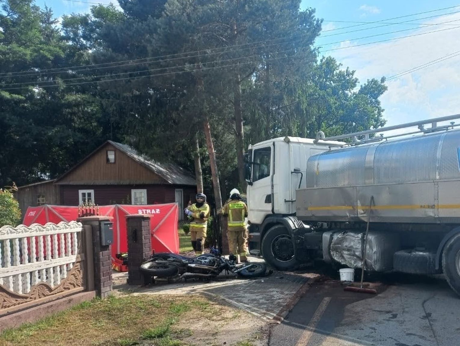Tragedia w Borsukach. Motocyklista zginął w zderzeniu z ciężarówką