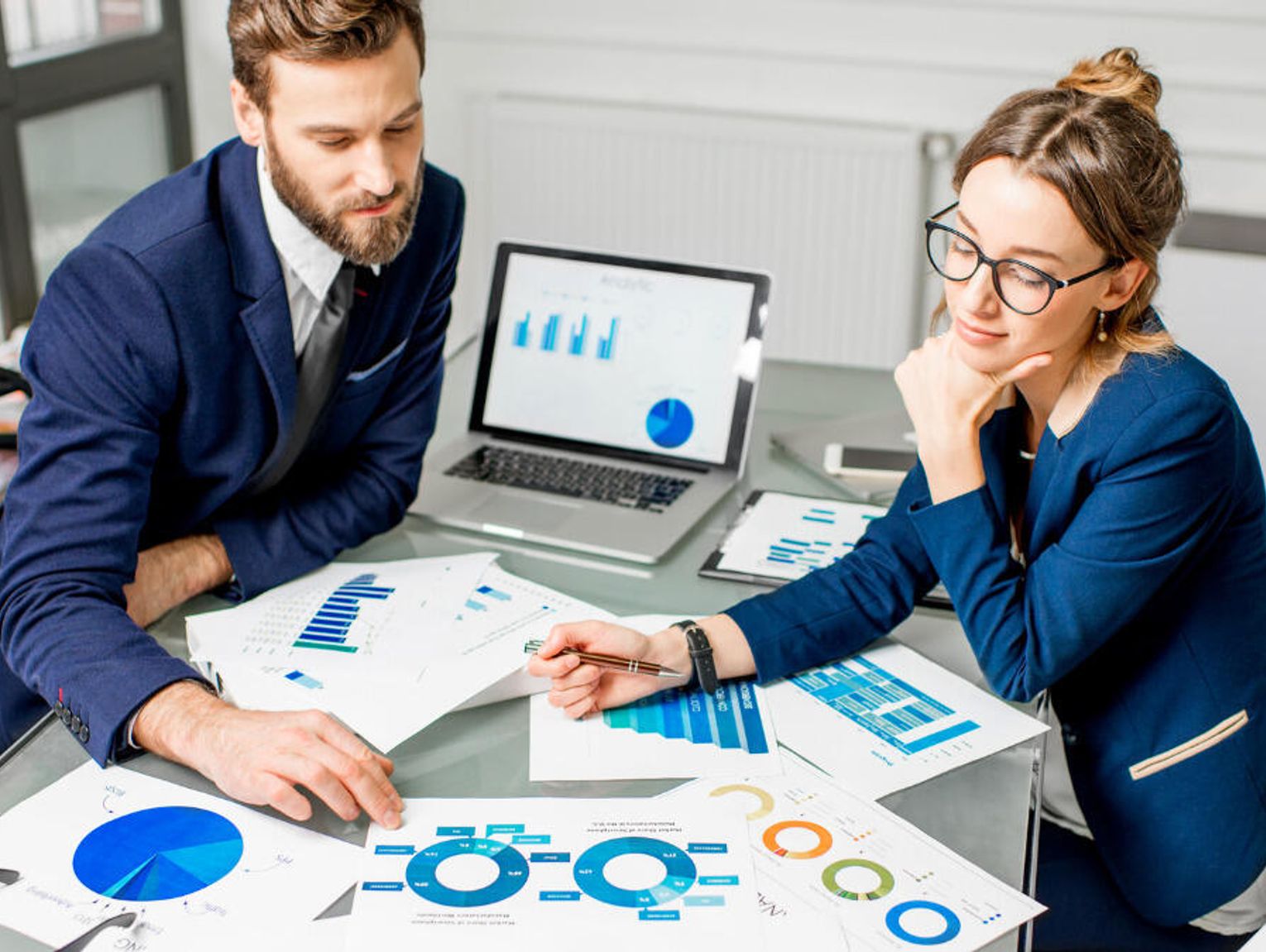 Tyle zarabia się w NFZ