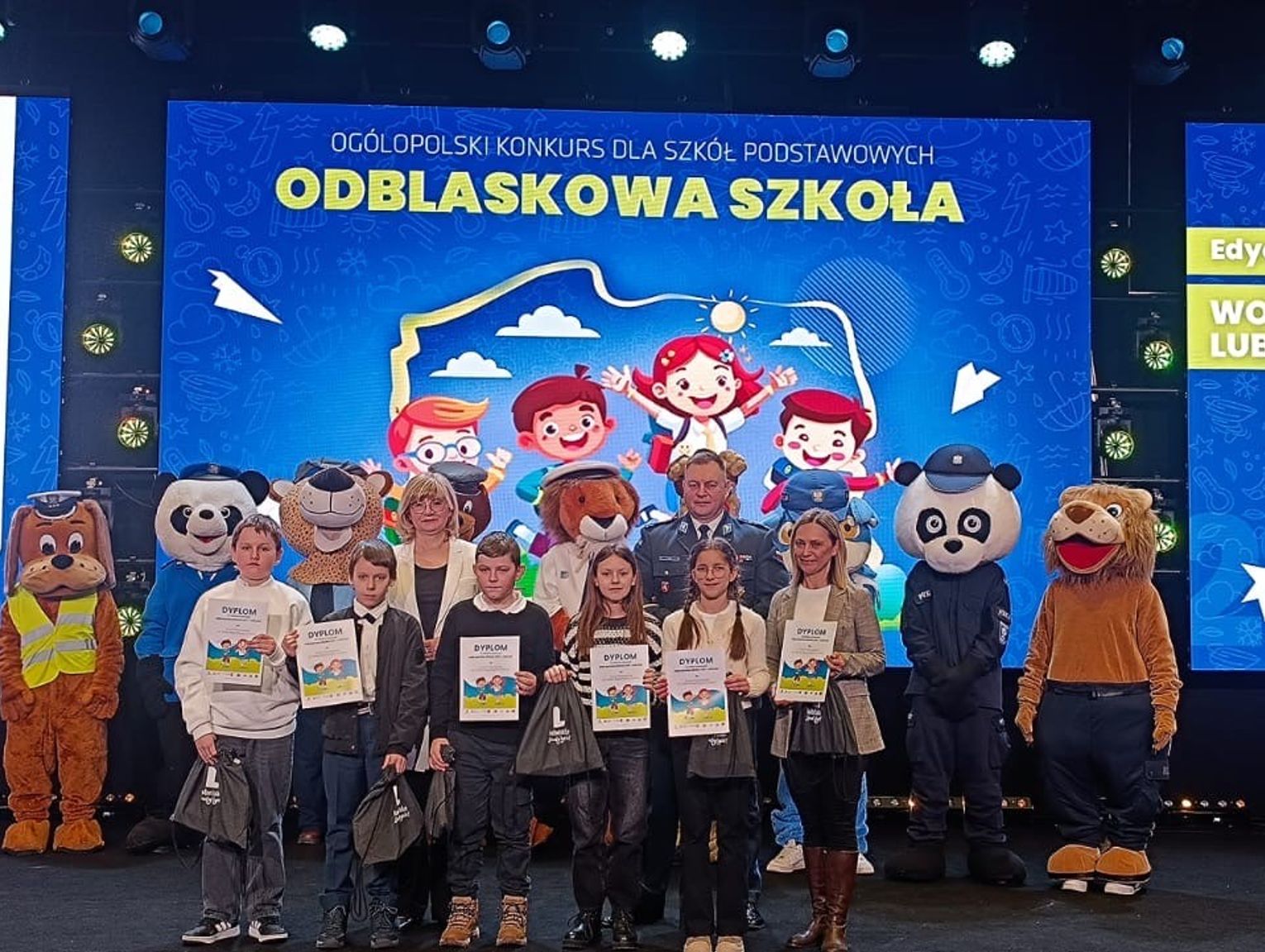 Uczniowie z Zalesia nagrodzeni w ogólnopolskim konkursie