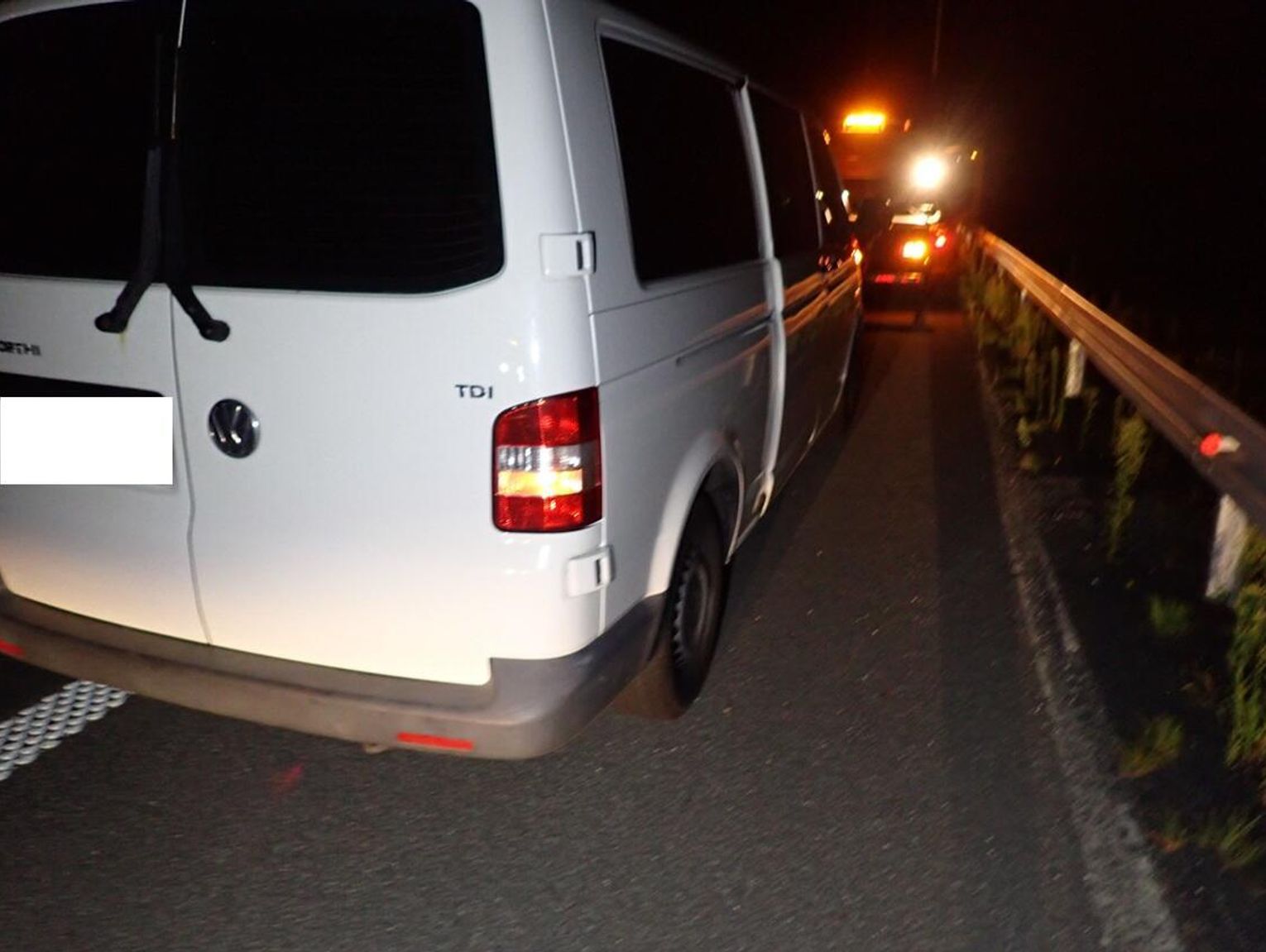 Ukradł dostawczaka i utknął na autostradzie bez paliwa. Miał ponad 3 promile