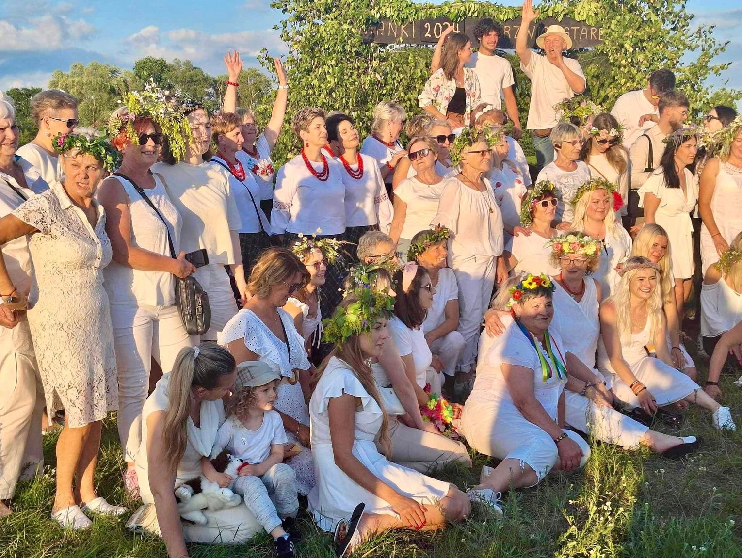 „Wianki nad Bugiem” w Mierzwicach – tradycja i zabawa nad rzeką