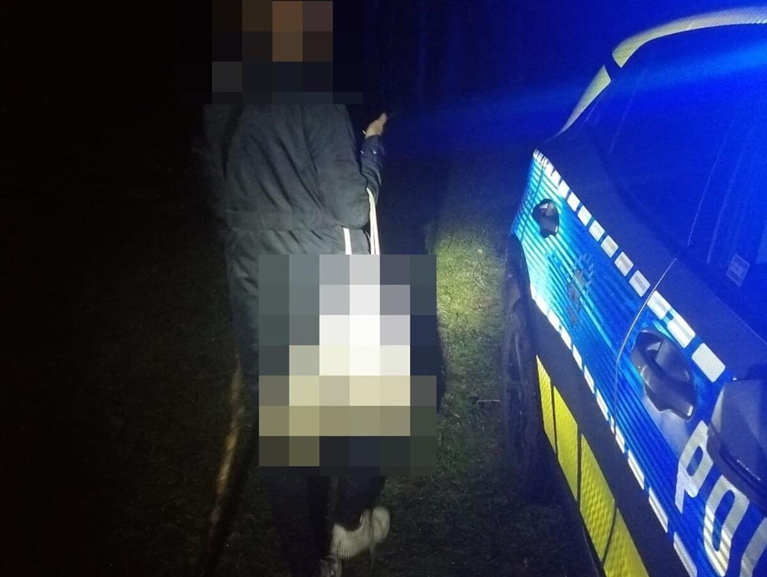 Lubelskie. Policjanci odnaleźli grzybiarkę w ostatniej chwili. Miała tylko 1% baterii