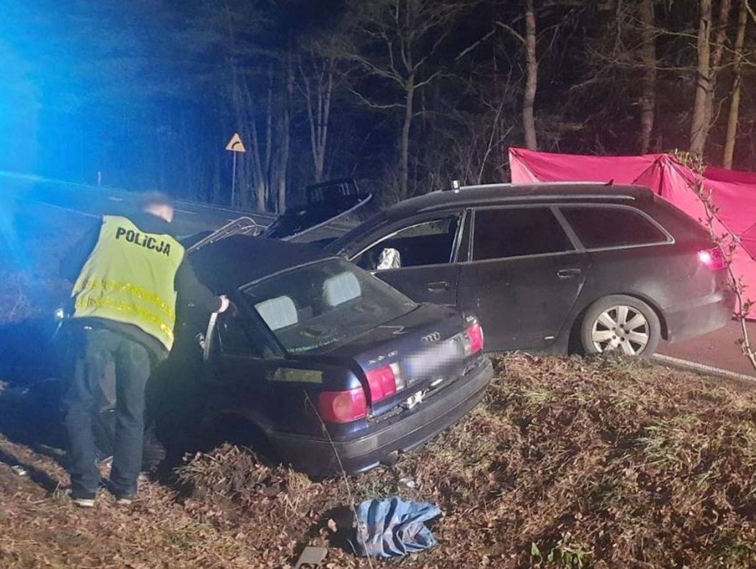 Wypadek na dk nr 63. Kobieta straciła życie