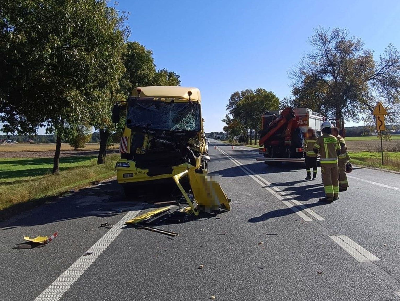 Wypadek na DK2 w Woskrzenicach Dużych. Droga całkowicie zablokowana