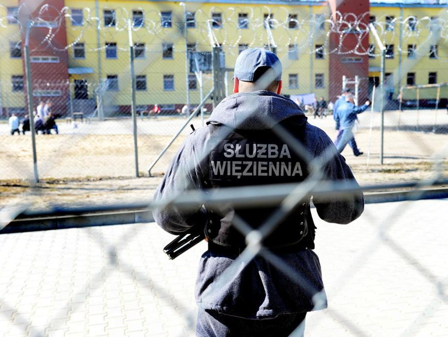 Lubelskie. Strażnicy więzienni skazani. Na ich zmianie ze szpitala uciekł zabójca Bartłomiej B.