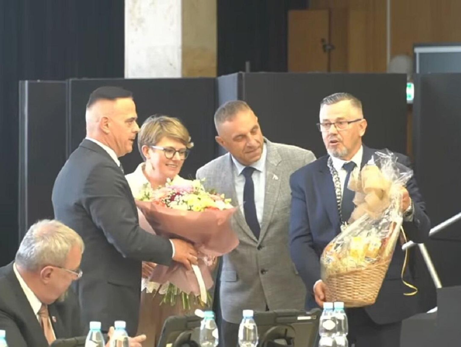 Zarząd powiatu obdarzony zaufaniem i absolutorium