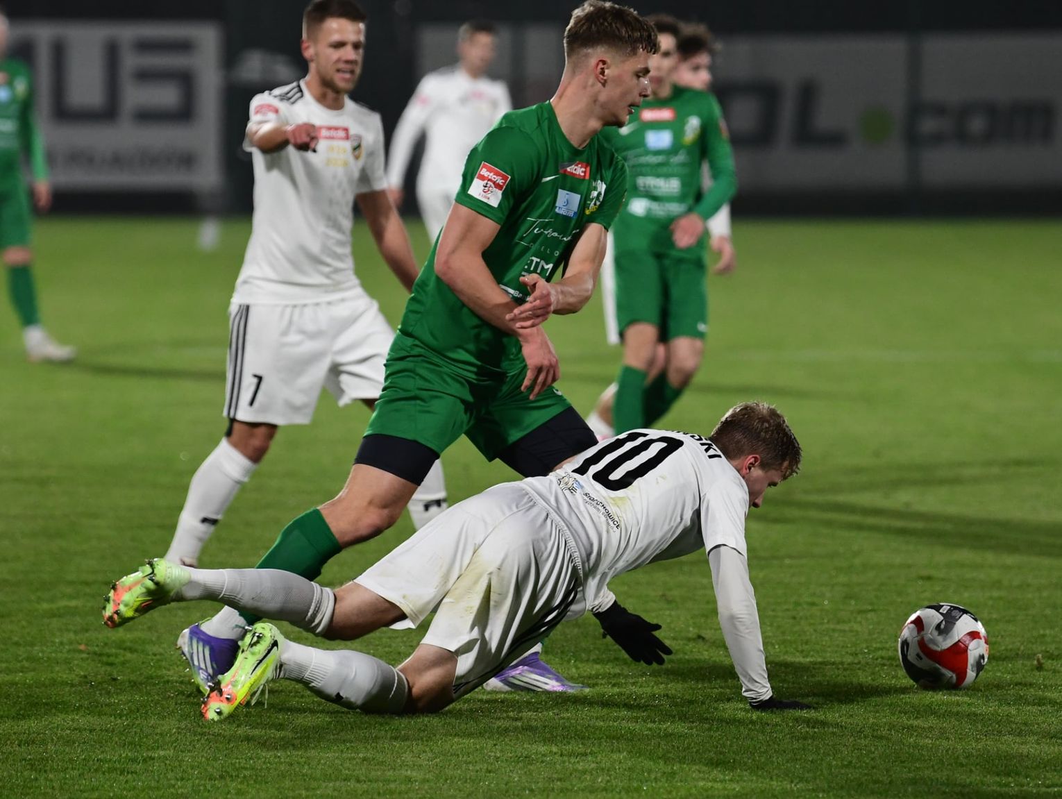 Zatrzymali rozpędzonych rywali [GALERIA ZDJĘĆ]