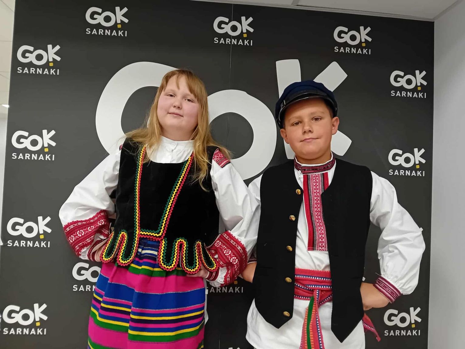 Zespoły z Sarnak mają nowe stroje ludowe [ZDJĘCIA]