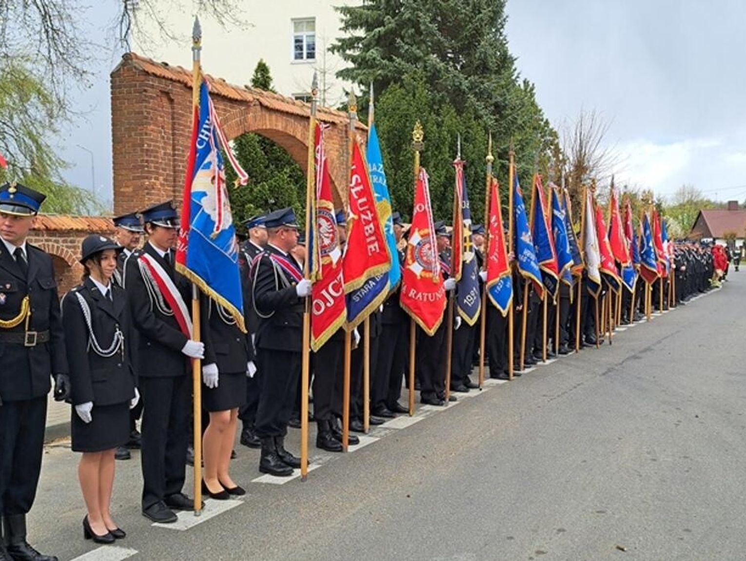Pielgrzymka strażaków. Życzyli tyle powrotów, co akcji