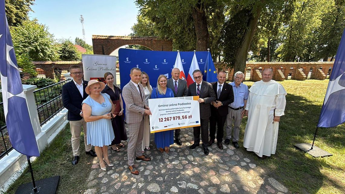 12 milionów złotych dla Leśnej Podlaskiej. Bazylikę otoczy nowa przestrzeń, park odzyska dawny blask