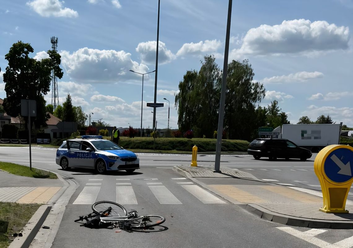 Parczew. 67-latka nie ustąpiła pierwszeństwa. Rowerzystka w szpitalu