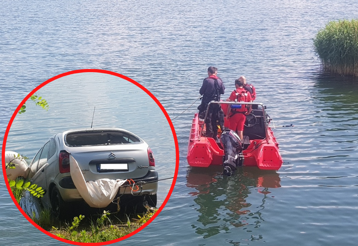 Akcja strażaków w Międzyrzecu Podlaskim. Z jeziorka wyciągnęli... samochód