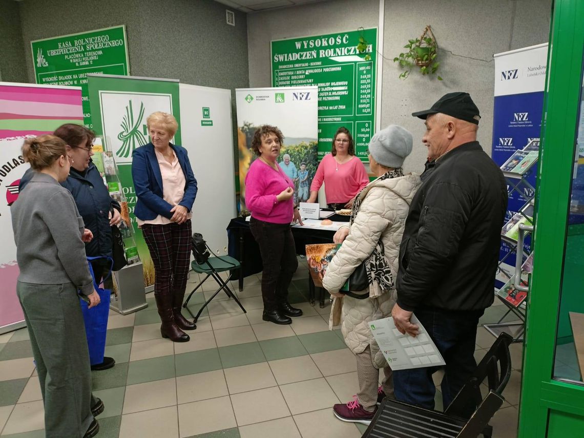 Akcja „Weź się zbadaj” wjechała do Białej Podlaskiej. Był mammobus i badanie słuchu