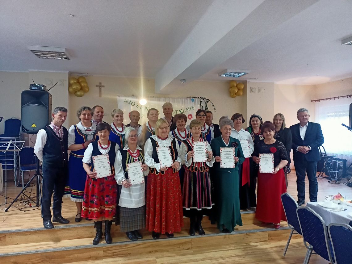 Dąbrowica. Duża. Barwne spotkanie miłośników folkloru [GALERIA ZDJĘĆ]