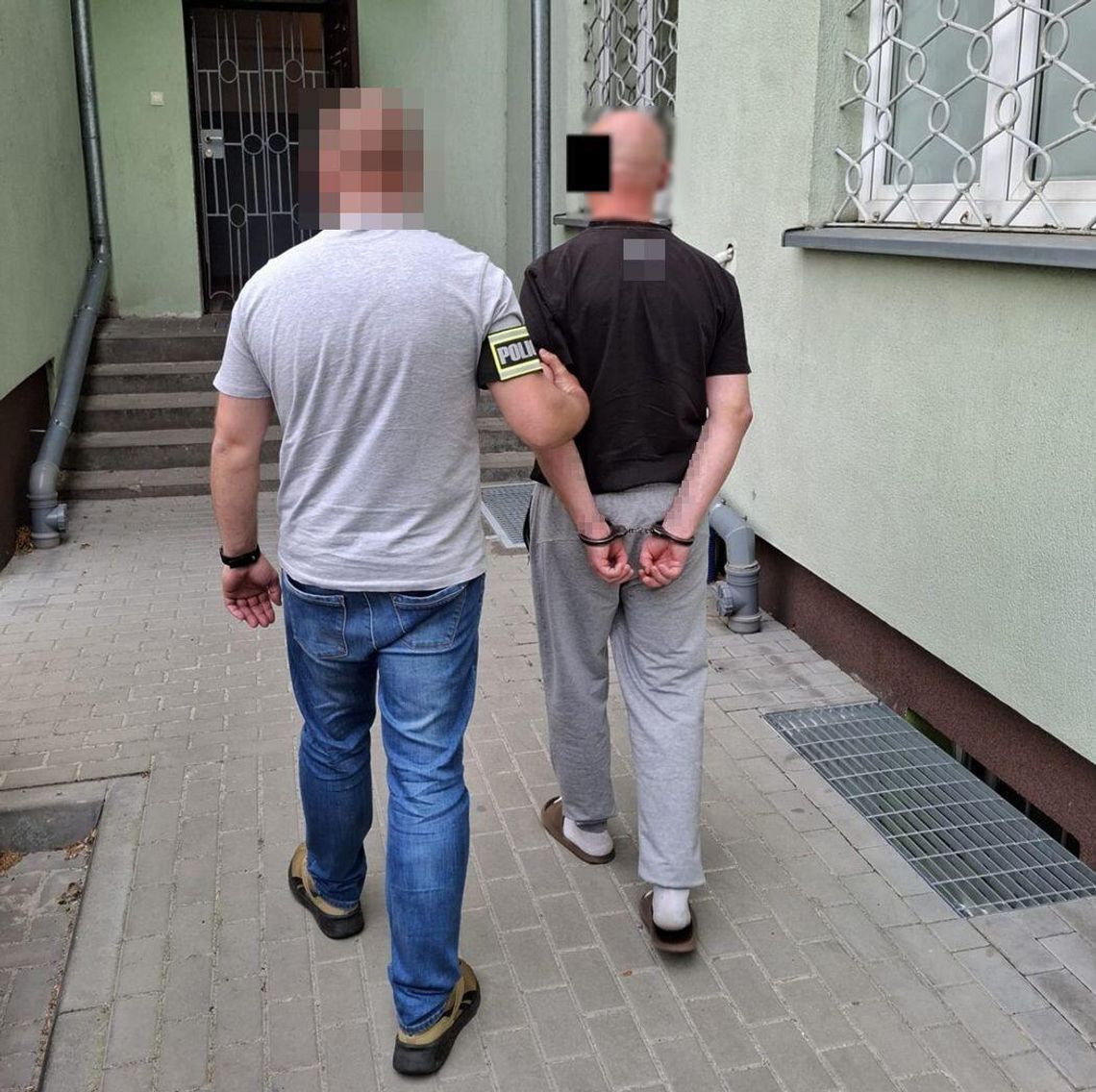 Biała Podlaska. Pobili znajomego i zostawili pod blokiem