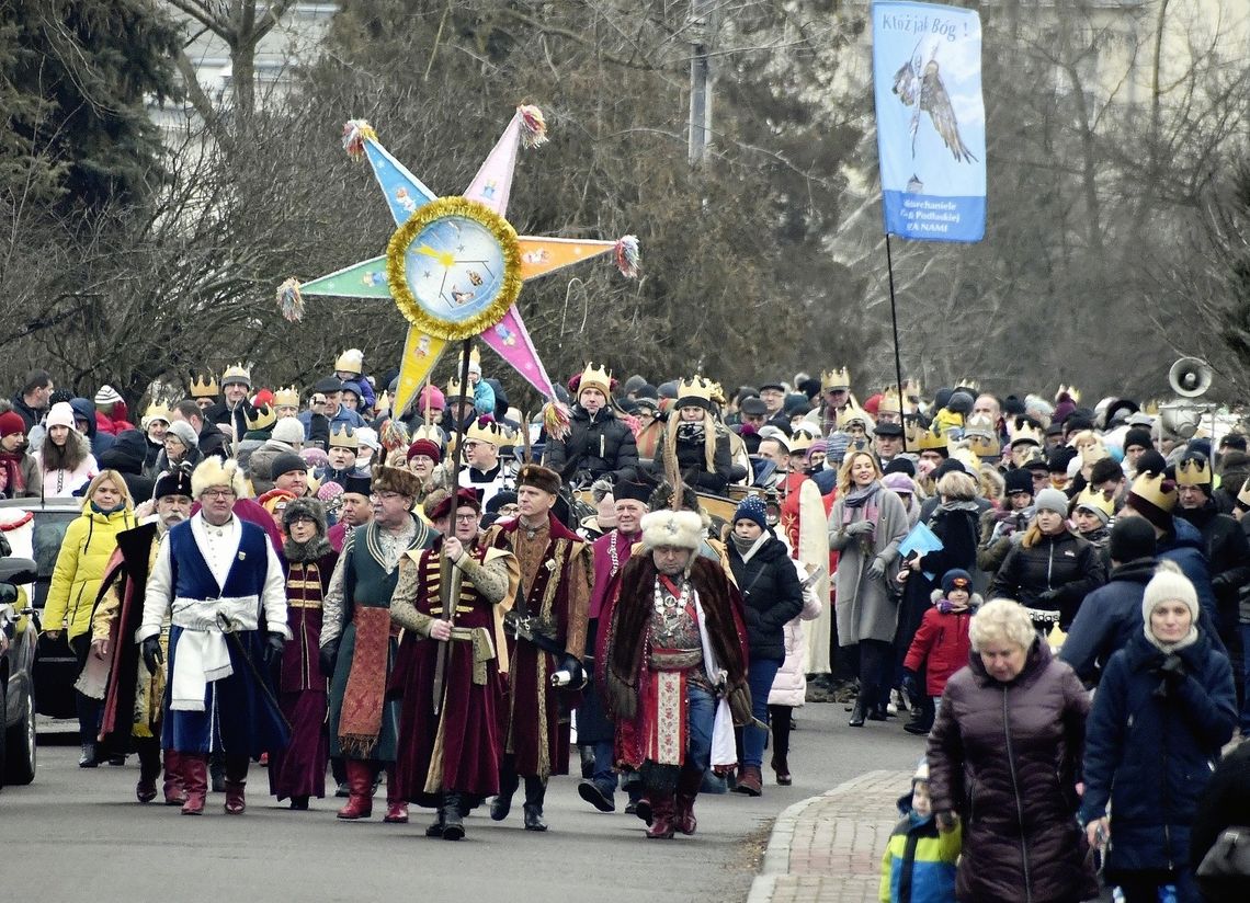 Biała Podlaska: Ulicami przeszedł orszak Trzech Króli