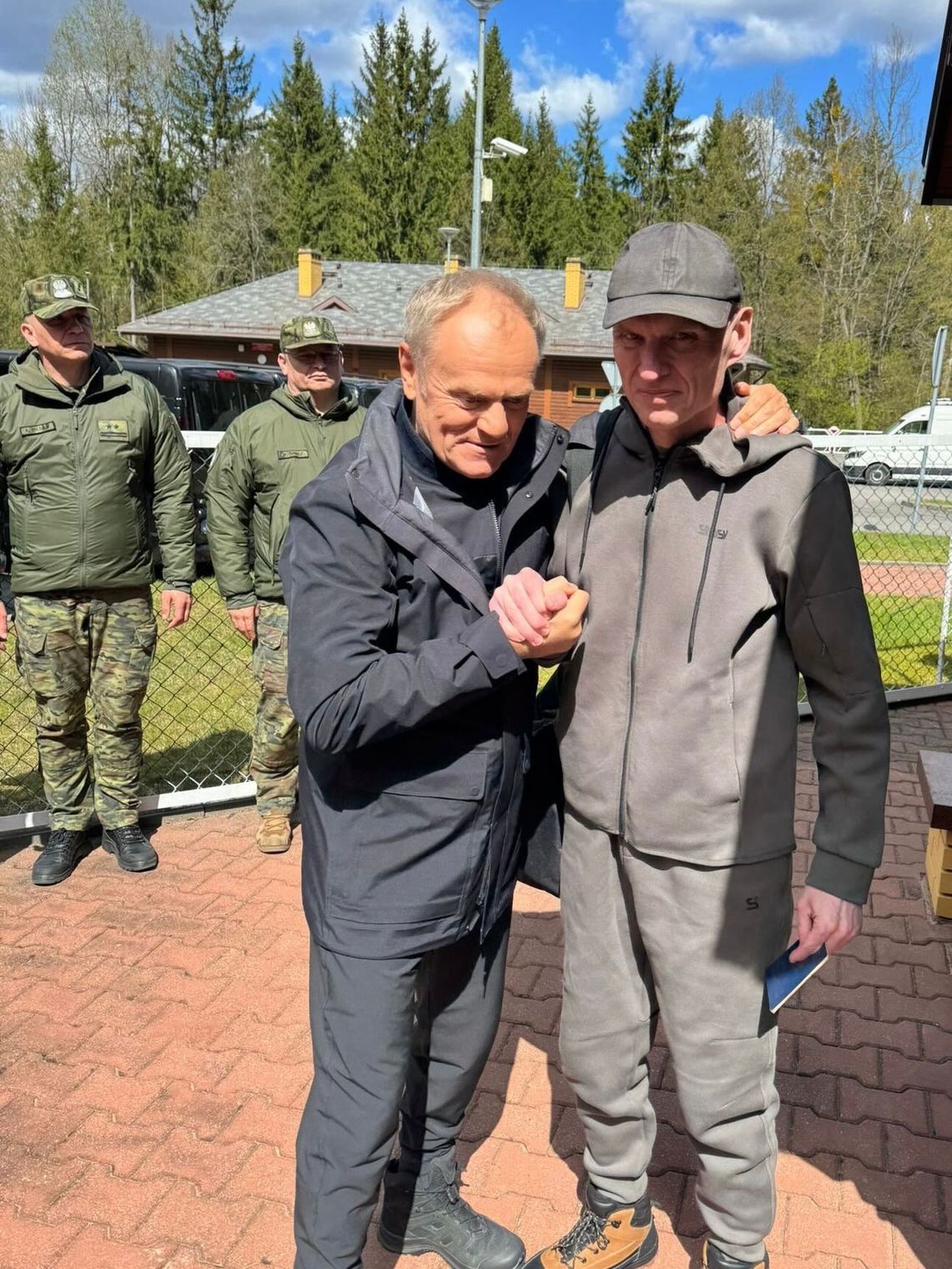 Białoruski reżim wypuszcza Andrzeja Poczobuta