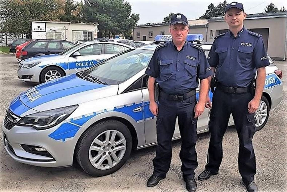 Chciał się utopić, policjanci zapobiegli tragedii