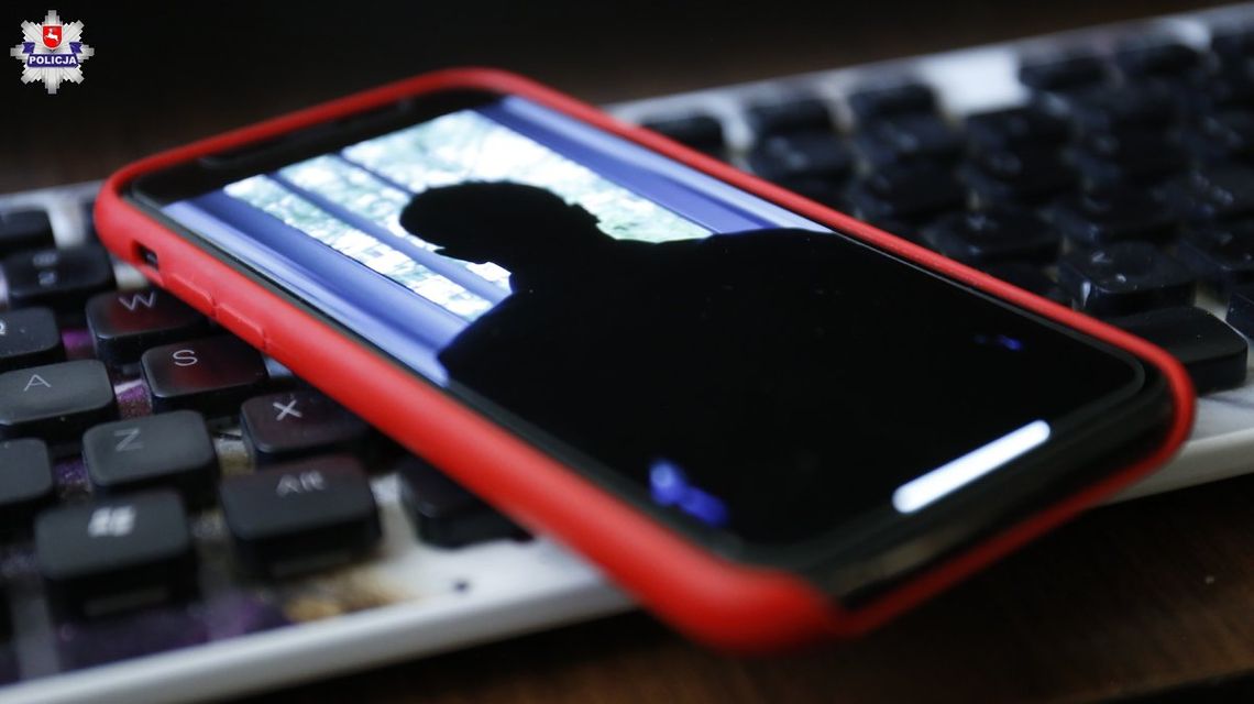 Straciła 19 tysięcy. Oszust dzwonił z numeru prawdziwego banku Straciła 19 tysięcy. Oszust dzwonił z numeru prawdziwego banku