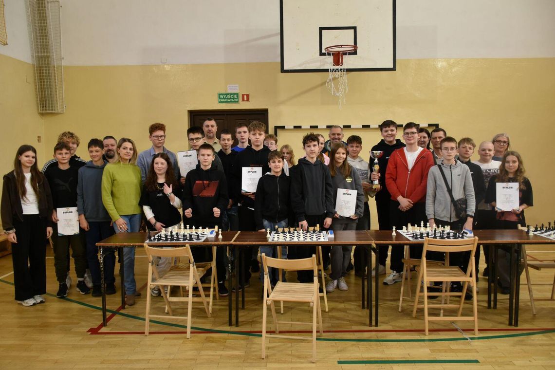 Czwórka najlepsza w szachach