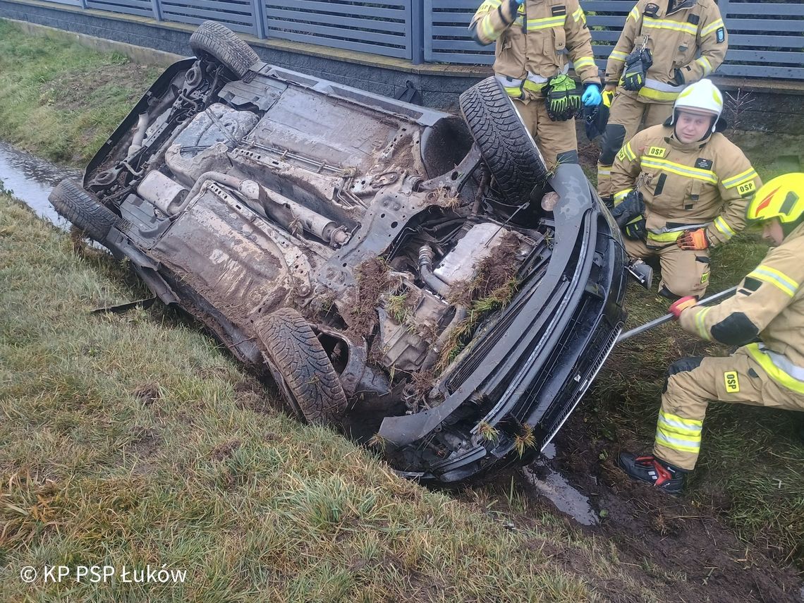 Wesołówka wypadek dachowanie gmina stanin łuków