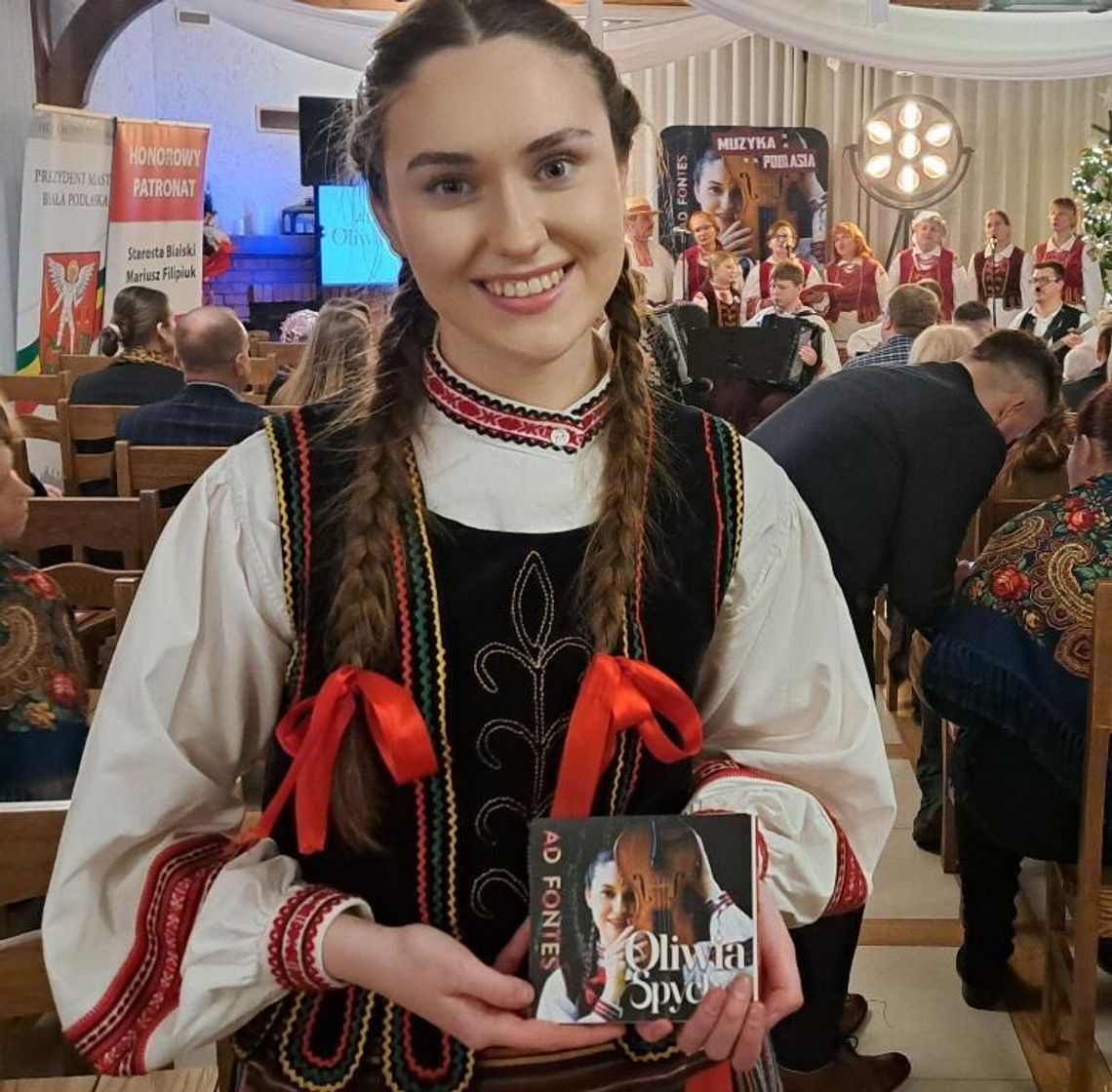 Debiutancka płyta Oliwii Spychel Debiutancka płyta Oliwii Spychel