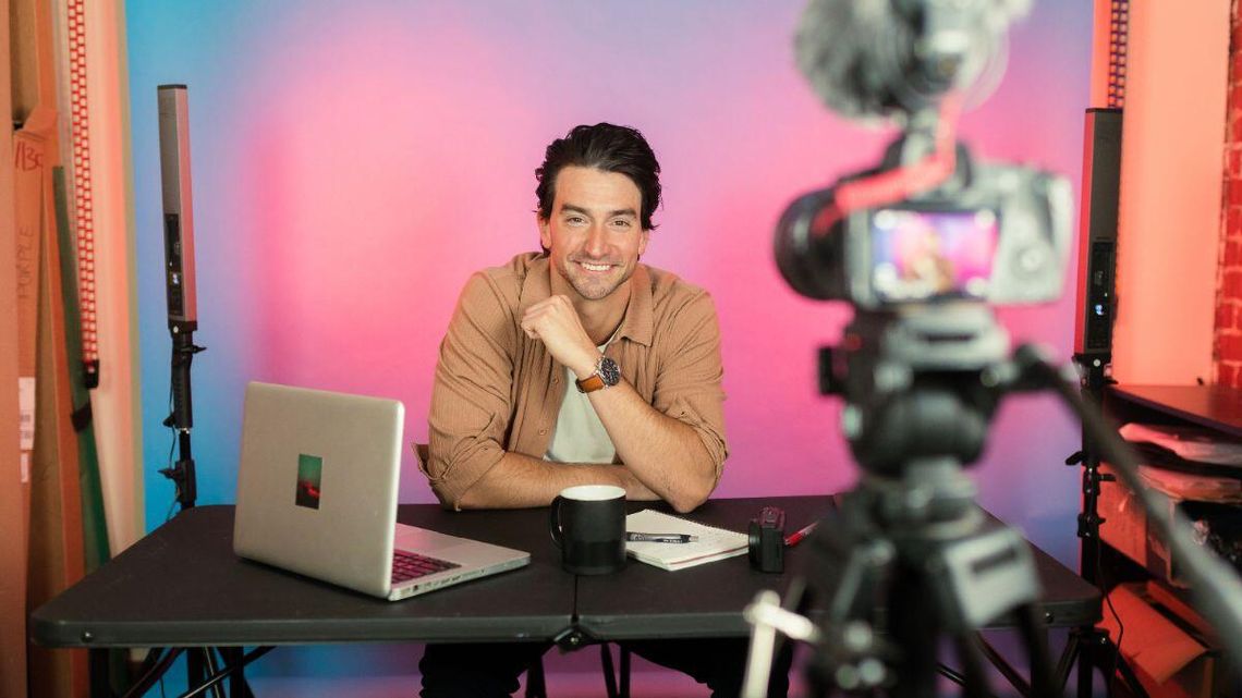 Dlaczego ludzie zostają influencerami? Dlaczego ludzie zostają influencerami?