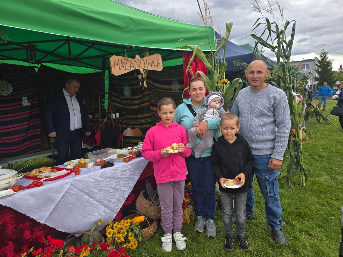 Dobra zabawa i odpoczynek. Tak gmina Tuczna świętowała dożynki [FILM, GALERIA ZDJĘĆ]