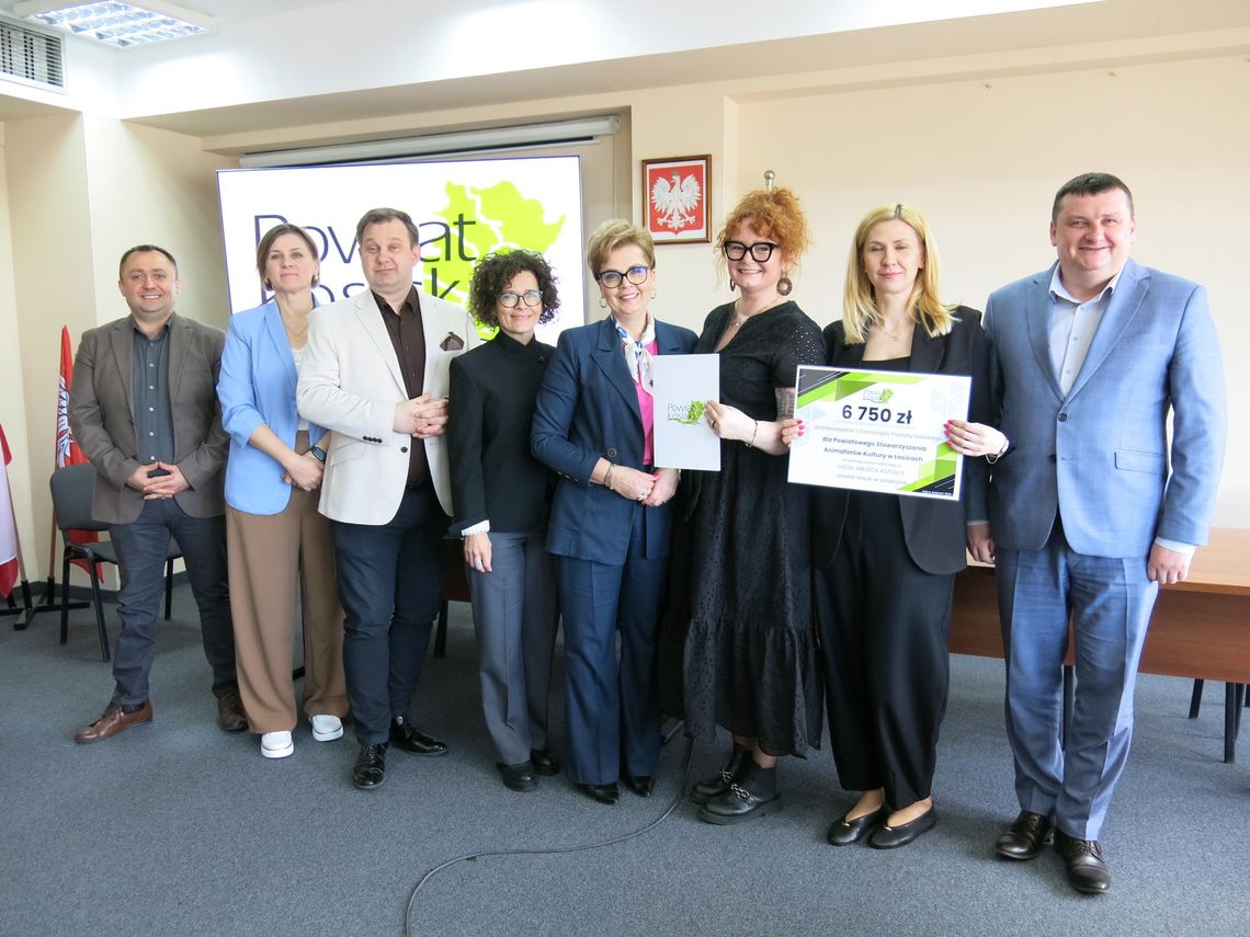 Dotacje dla organizacji pozarządowych. Powiat łosicki dzieli fundusze
