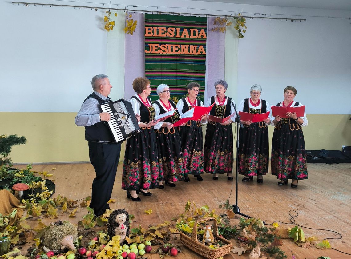 Dubów. Scenę zdominował folklor Dubów. Scenę zdominował folklor