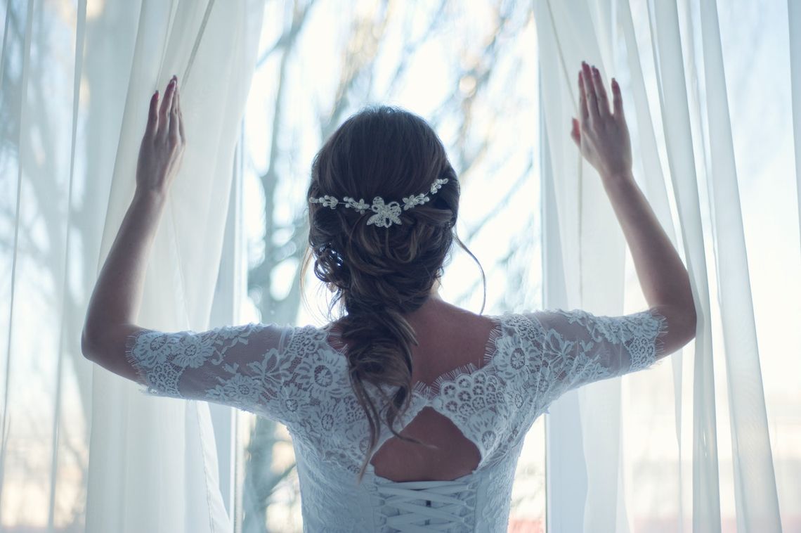 Dwuczęściowe suknie ślubne - hit ostatnich lat