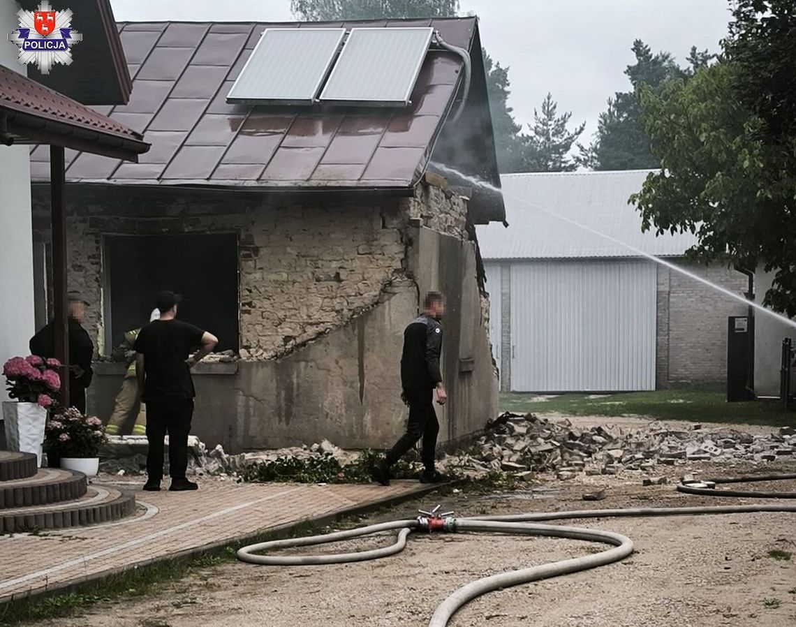 Eksplozja gazu w Wólce Poznańskiej. Trwa walka o życie poparzonego mężczyzny Eksplozja gazu w Wólce Poznańskiej. Trwa walka o życie poparzonego mężczyzny