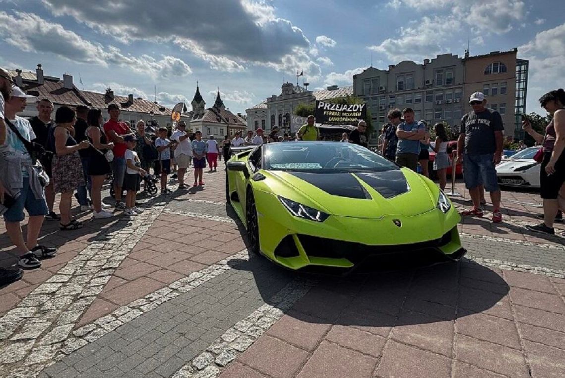 Ferrari i Lamborghini zagoszczą w Białej Podlaskiej