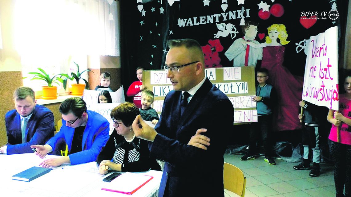 Gmina Kąkolewnica: Walczą o szkołę, grożą referendum w sprawie odwołania wójta