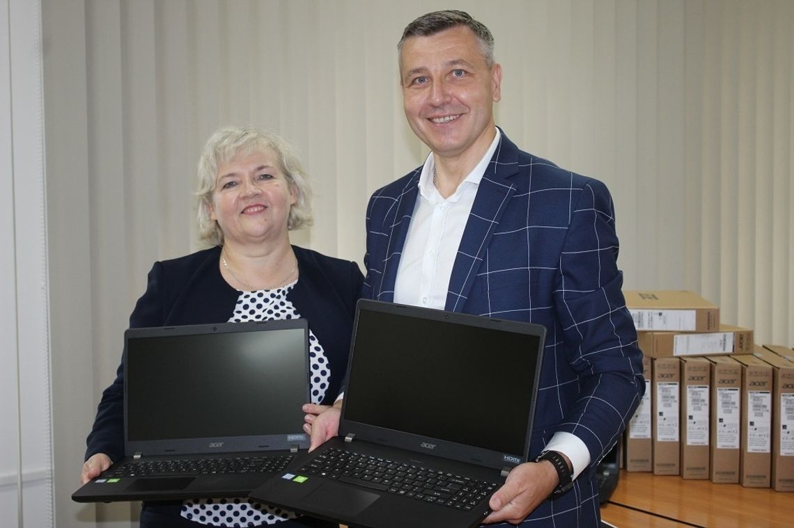 Gmina Komarówka Podlaska: Szkoły wyposażone w laptopy