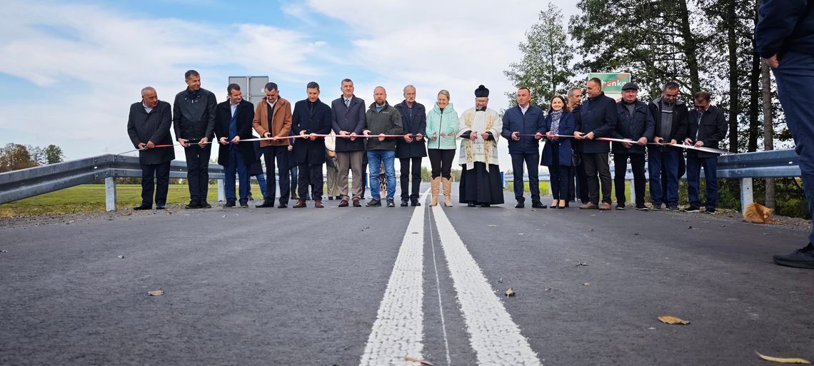 Gmina Łomazy. Blisko 4 km zmodernizowanych dróg Gmina Łomazy. Blisko 4 km zmodernizowanych dróg