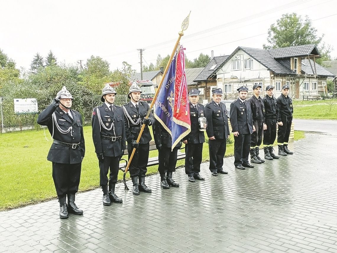 Gmina Zalesie: Uczcili obrońców ojczyzny