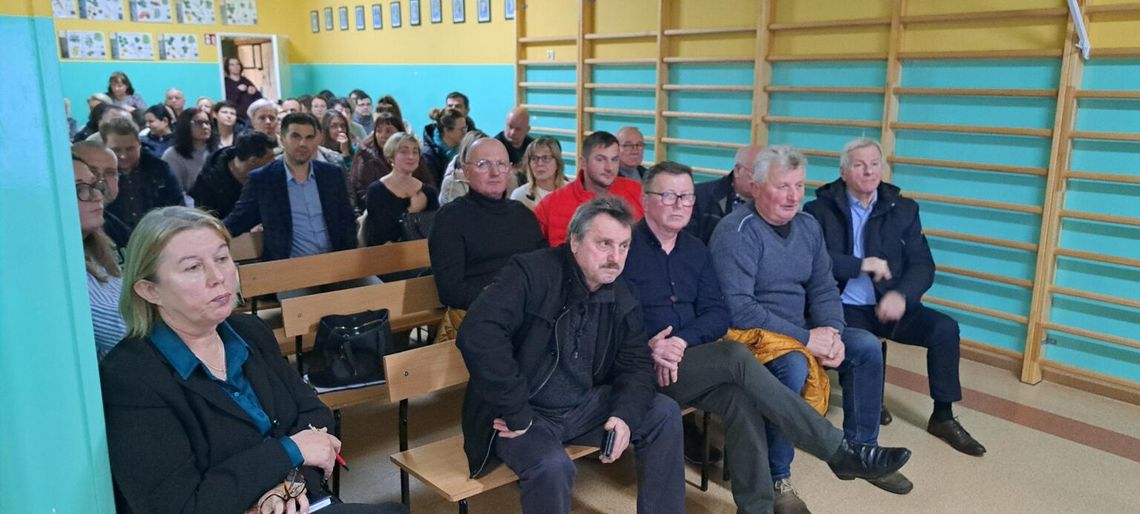 protestujący rodzice