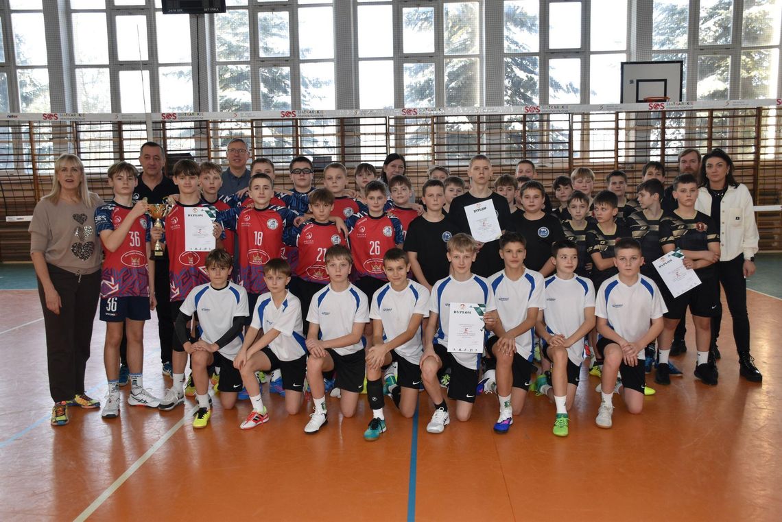 Gospodarze górą Gospodarze górą