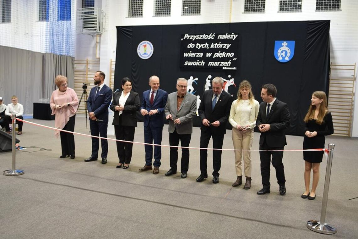 Hala przy "Jedynce" już działa Hala przy "Jedynce" już działa