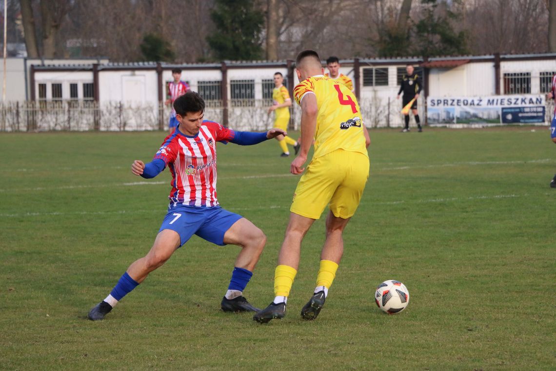 Huragan na remis, Dionatan na testach.