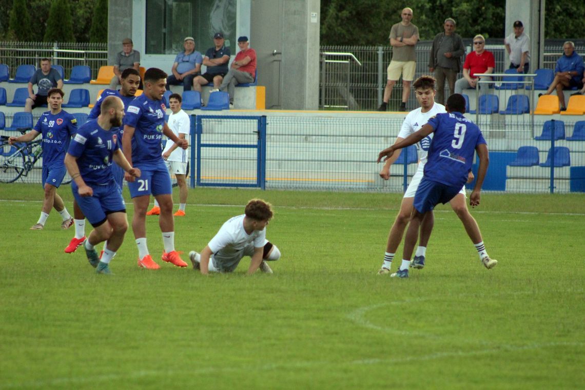 Huragan ograny przez beniaminka